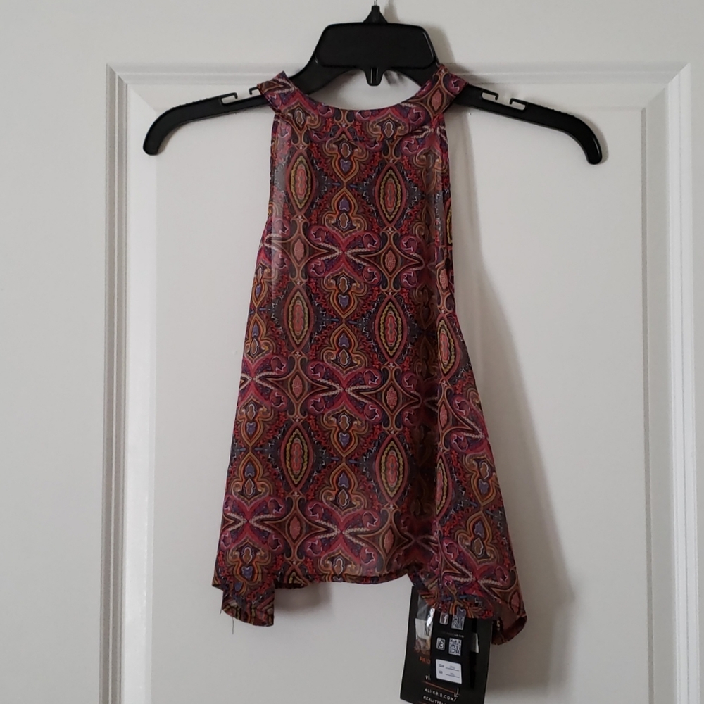 Sheer high-low tank top